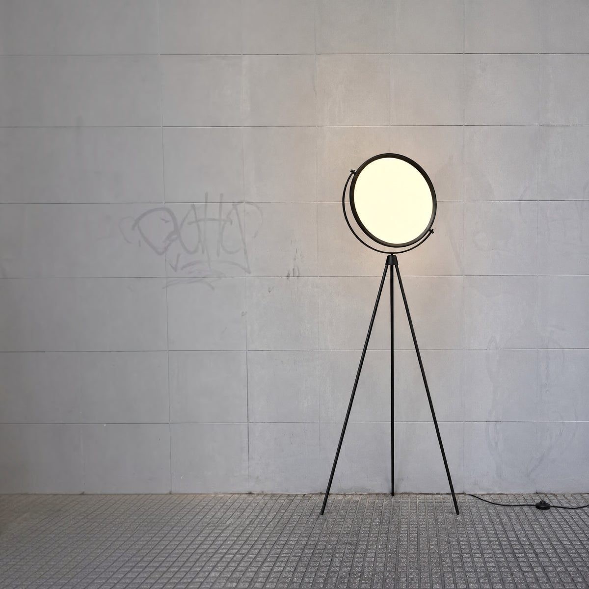 Lampara de piso Mold circle